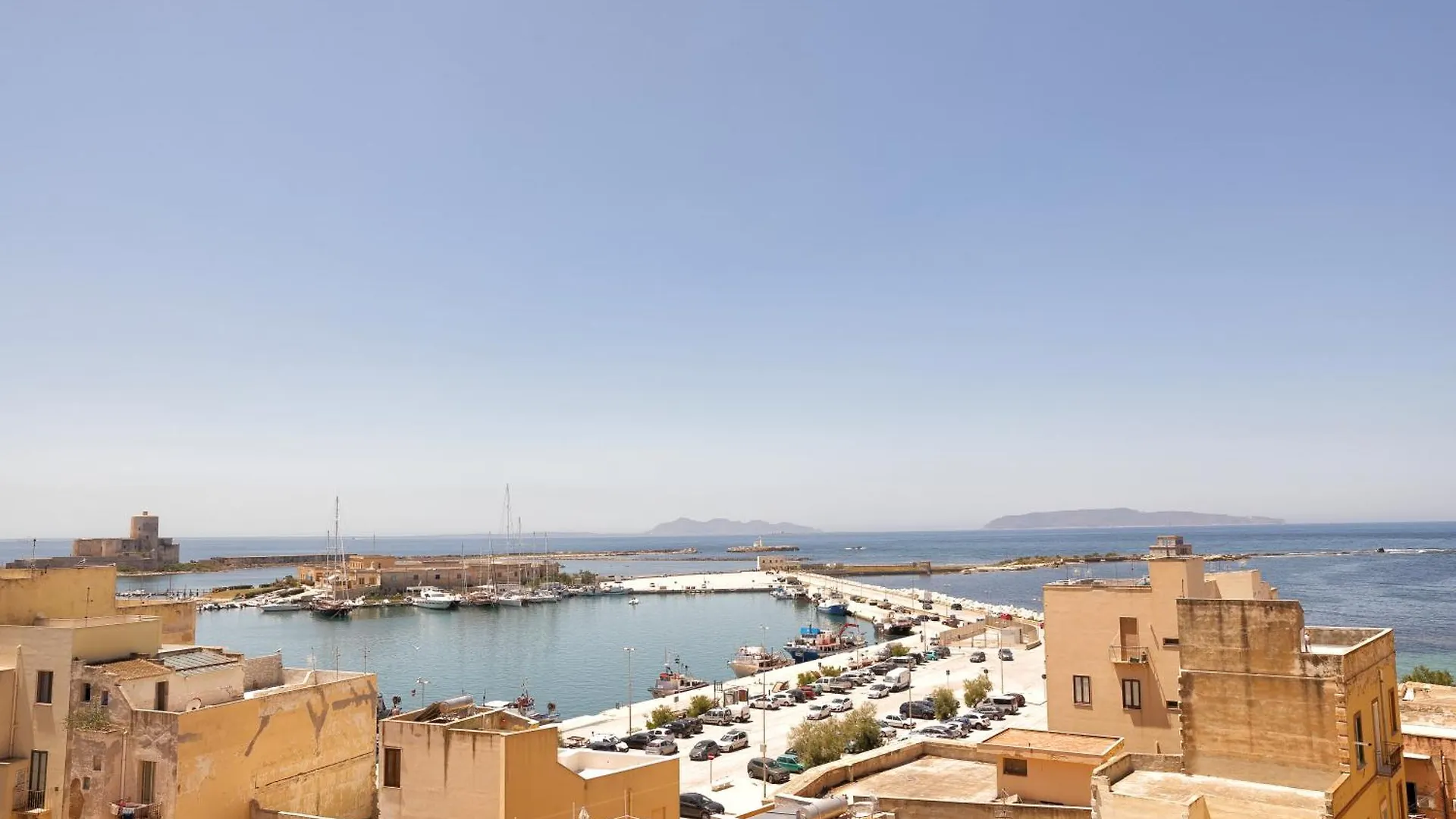 La Piazzetta Del Tramonto Vista Mare In Centro Apartment Trapani